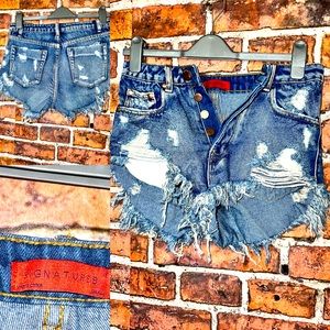 Summer Jean shorts,size lg
